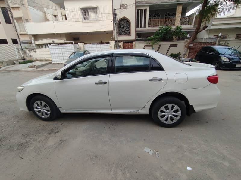 Toyota Corolla XLI 2014 in mint condition 3