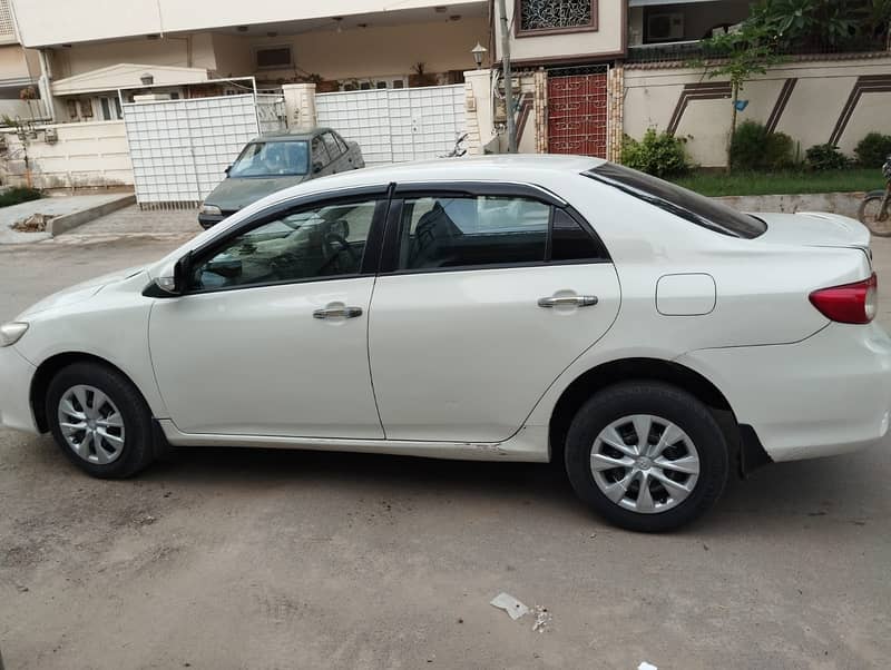 Toyota Corolla XLI 2014 in mint condition 4