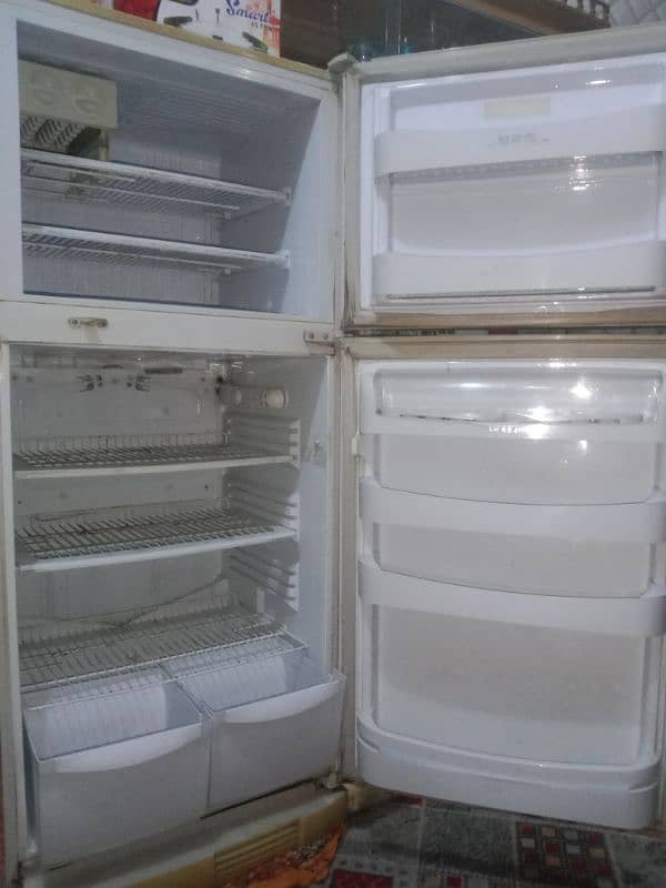 PEL refrigerator 6