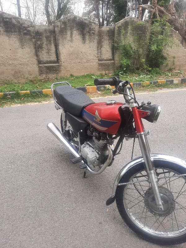 Honda 125 euro 2 islamabad number 2