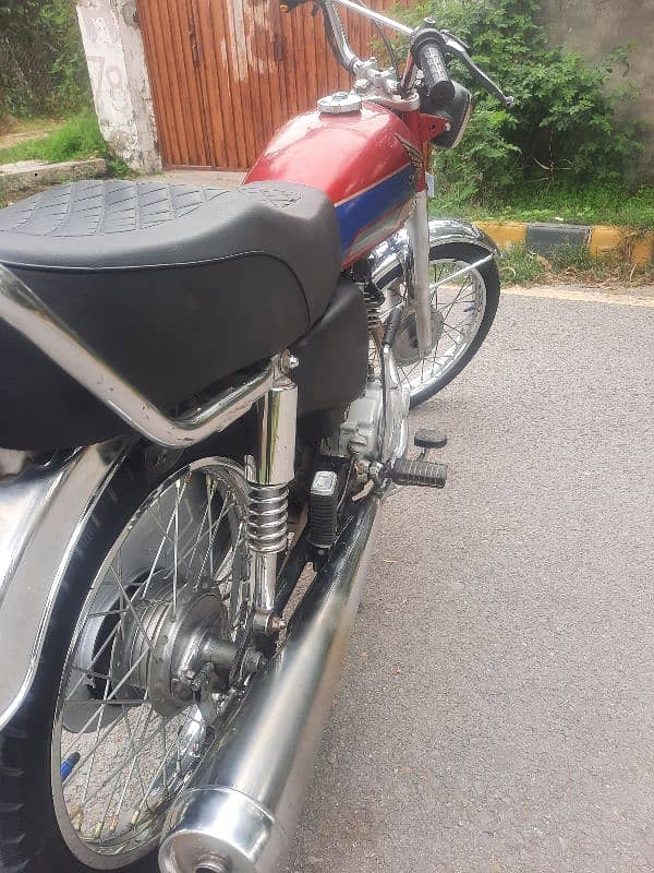 Honda 125 euro 2 islamabad number 3