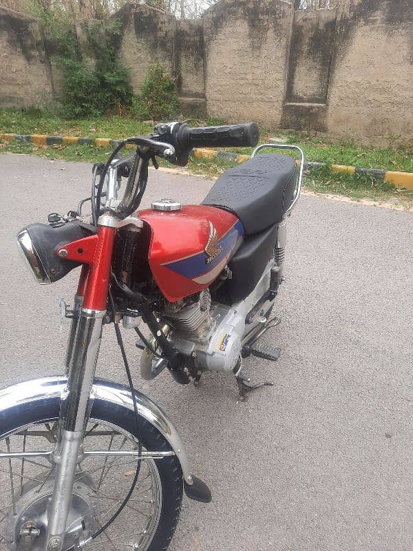 Honda 125 euro 2 islamabad number 5