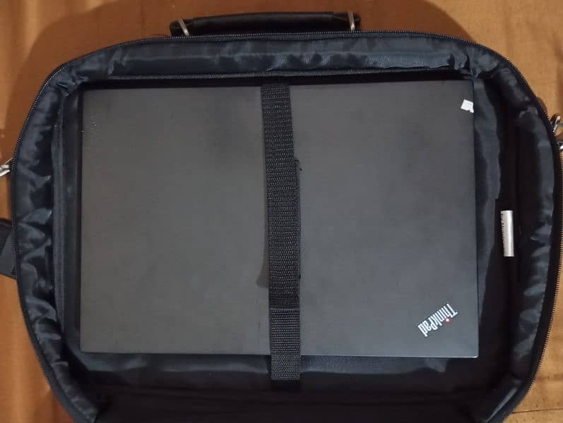 LARGE LAPTOP BAG HARD 3