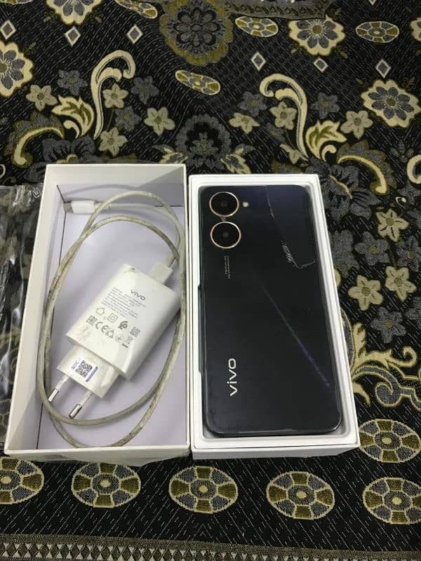 vivo Y03 4 gb ram 64 gb rom 4