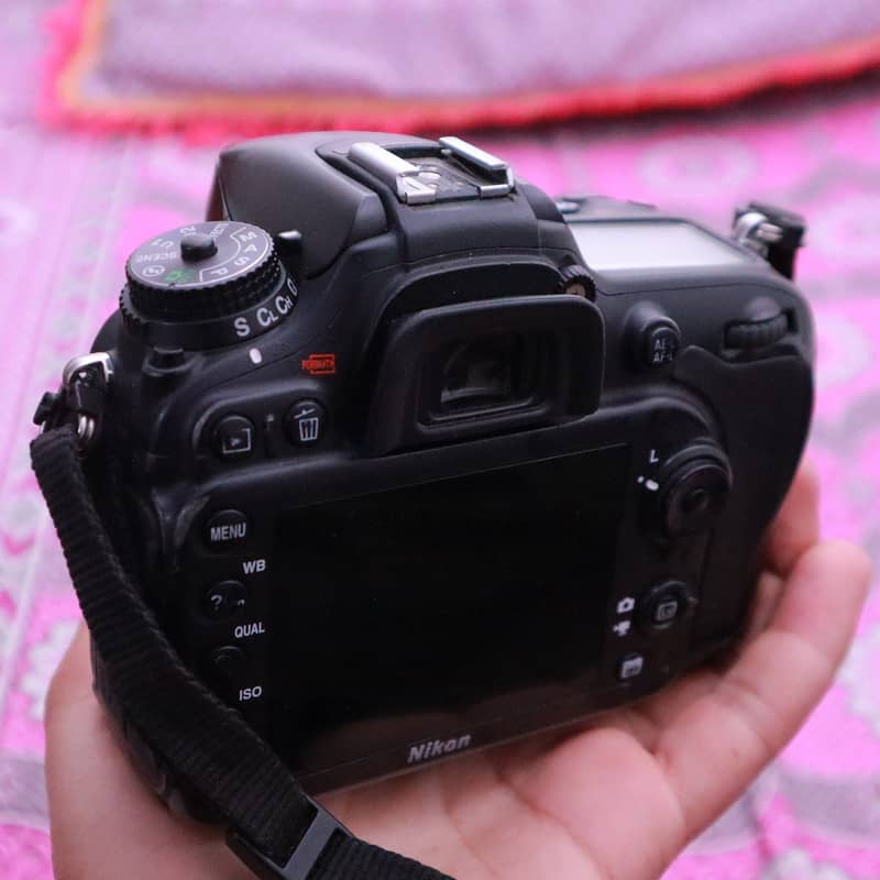 Nikon D7100 [professional Body] 2