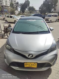 Toyota Vitz 2015