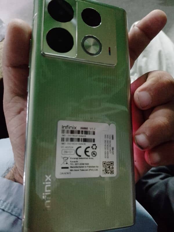 Infinix not 40 pro 12/256 0