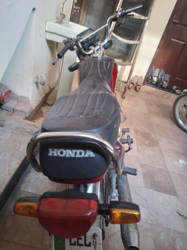 Honda cd 70 2016 3