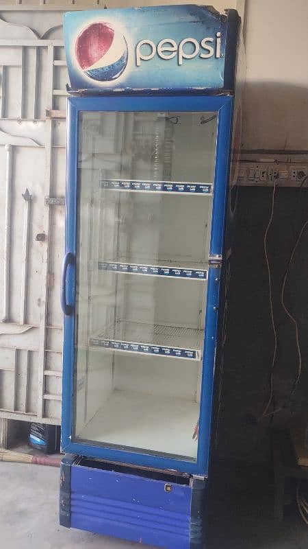 Chiller Pepsi fridge for sale 8