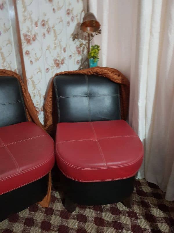 red sofa set 2