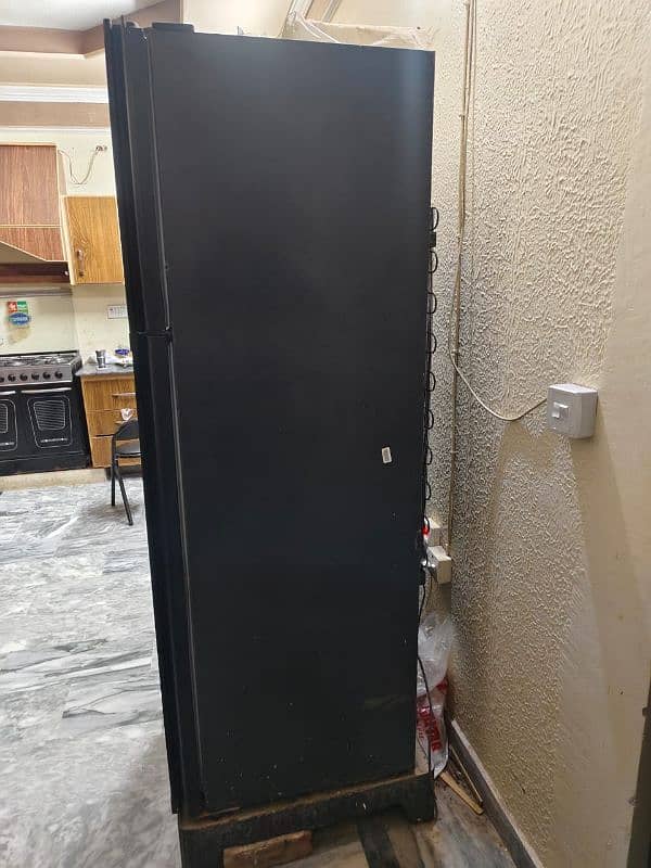 Dawlance refrigerator like new 10