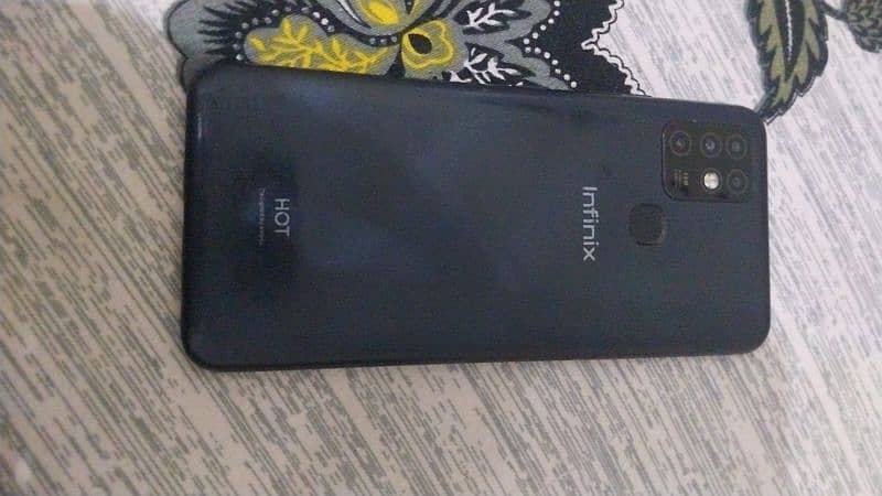 Infinix hot 10 4,128 2