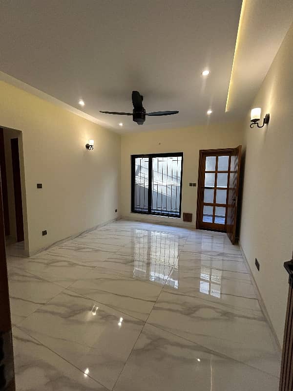 10 Marla Corner House With Extra Land Available For Sale 15