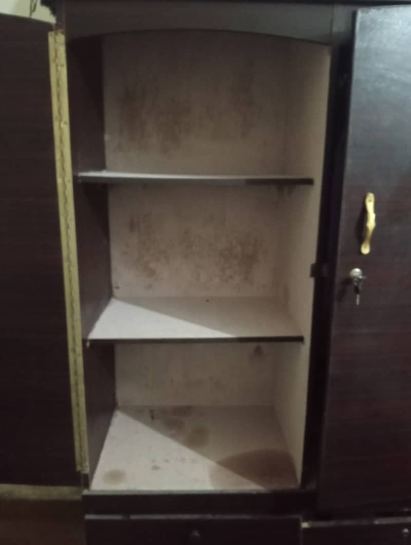 Cupboard for sale 6