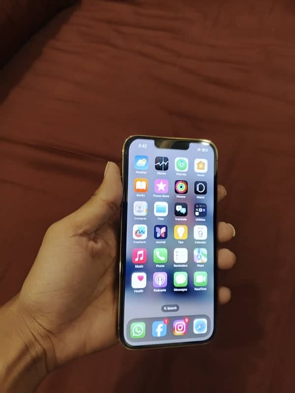 IPHONE 13 PRO 6