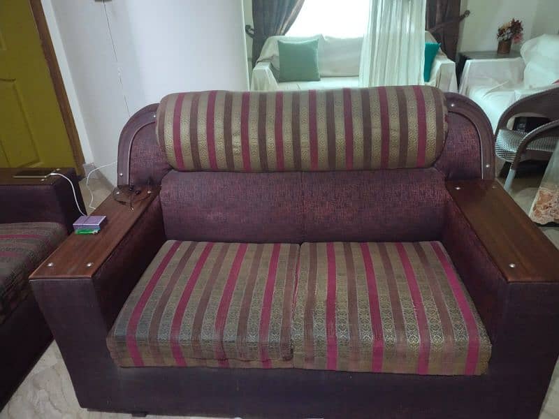 3 sofas 2