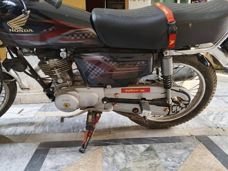 Honda 125 2024 model  Black colour 5