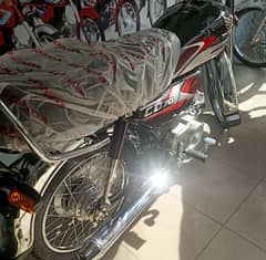 Honda CD 70 black 2025