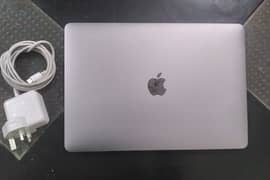 i7 i9 M1 M2 M3 Apple MacBook available