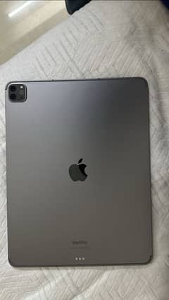 Apple ipad pro M2 condition 10 by 10