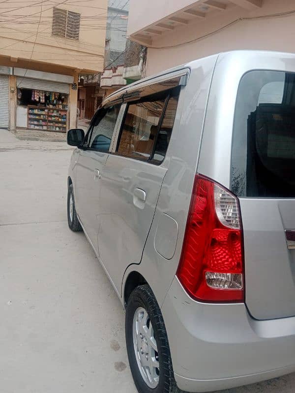 Suzuki Wagon R 2022 14