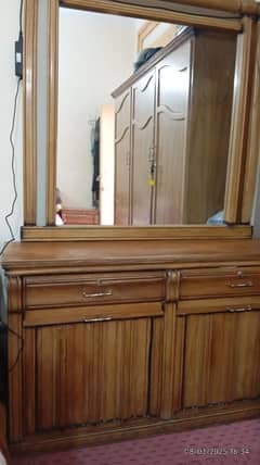 Want to sell dressing Table