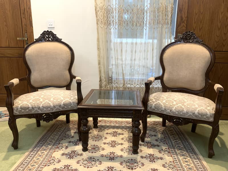 Bedroom chair with coffee table 0