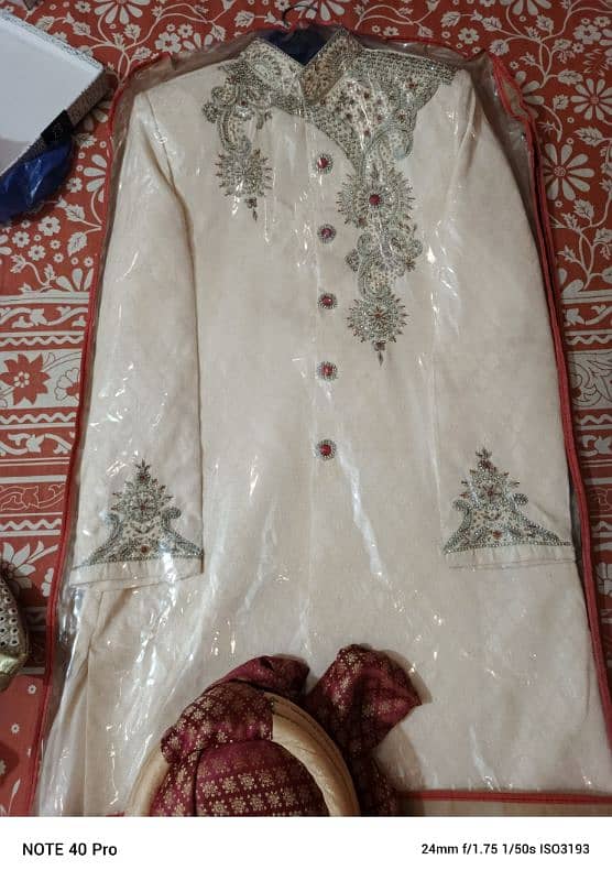 Sherwani with complete set 0