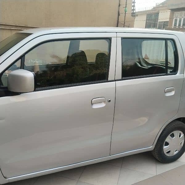 Suzuki Wagon R 2018 18