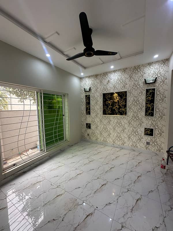 5 MARLA MODERN HOUSE MOST BEAUTIFUL PRIME LOCATION FOR SALE IN NEW LAHORE CITY PHASE 2 1