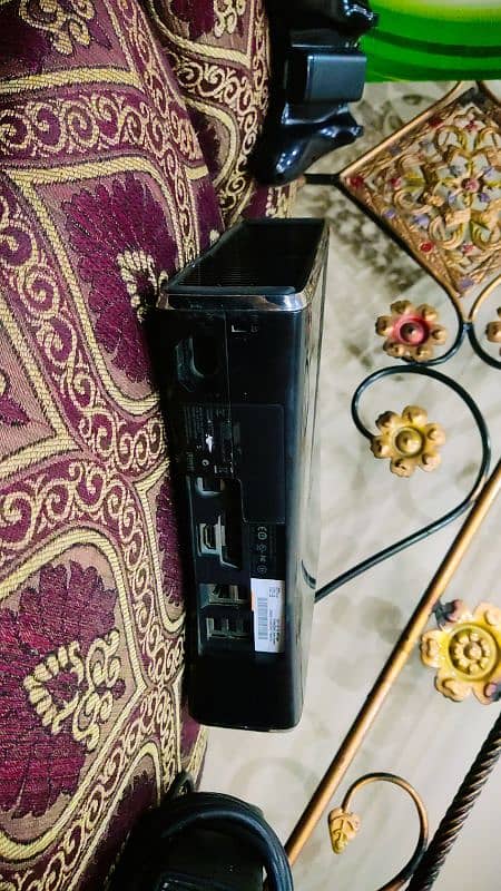 Xbox 360 slim 6