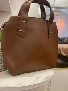 Hand bag for sale