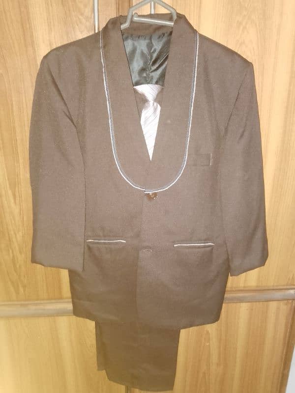 3 piece suit for boy 9,10 year old,26 size 2