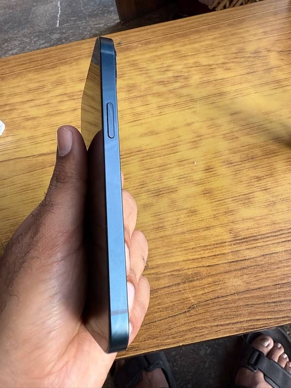 iPhone 13 128 gb. pta approved 7