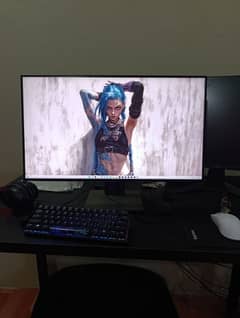 DELL Ultrasharp QHD 27" 2K borderless Monitor