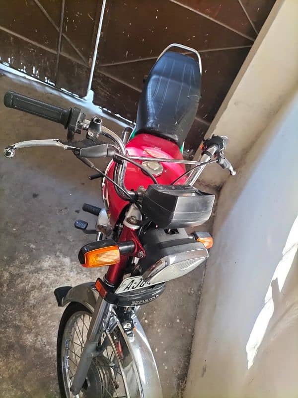 Honda 70 cc Bike for sale 3