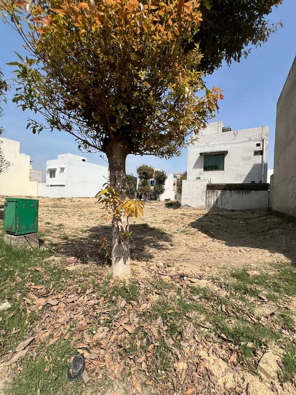 5 Marla Plot Available At Hot Location Near To park Mosque & Commercial At Reasonable Price In New Lahore City phase 4 10