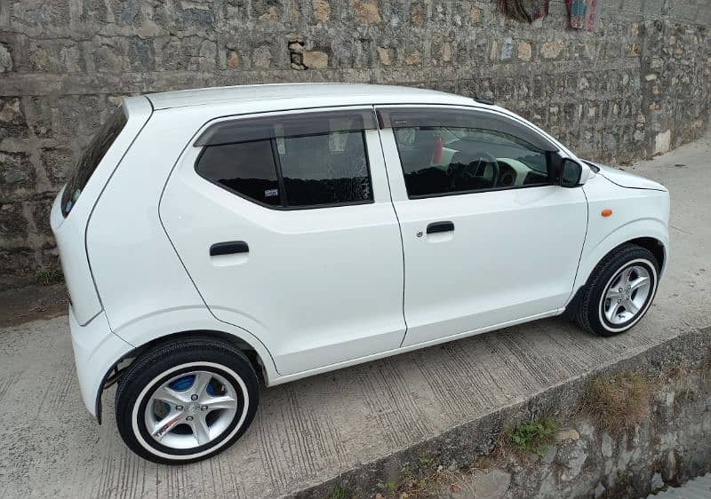 Suzuki Alto 2015 6