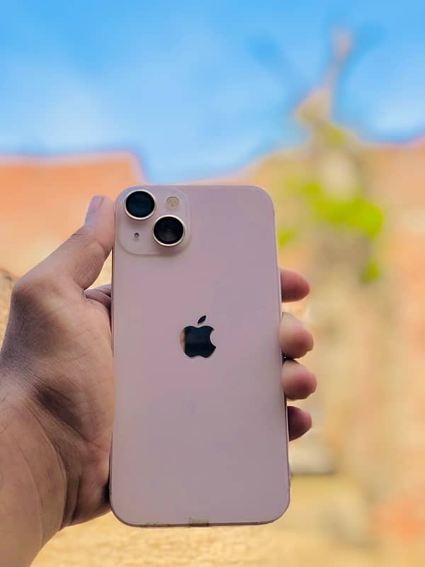 IPhone 13 pink color 0