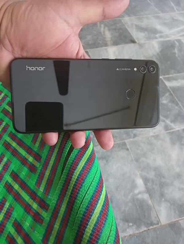 Honor 8x 1