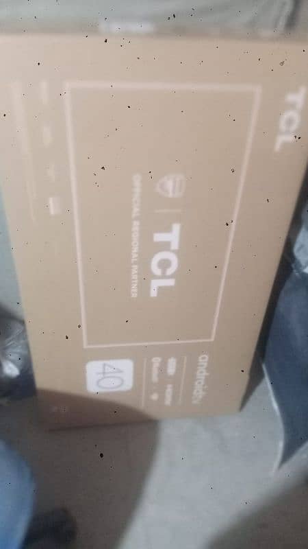 TCL 40inch led. 03066121263 4