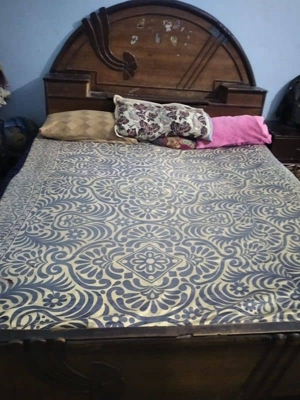 Double bed for sale 0