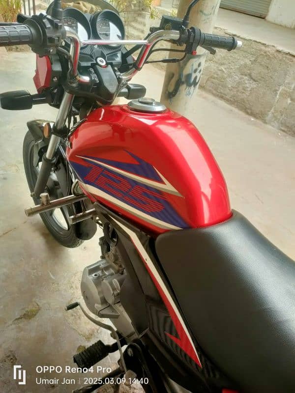 Honda CB 125f 22 model Peshawar registered 3