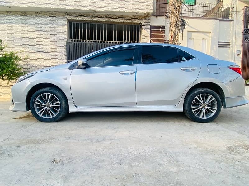 Toyota Corolla Altis 2021 3