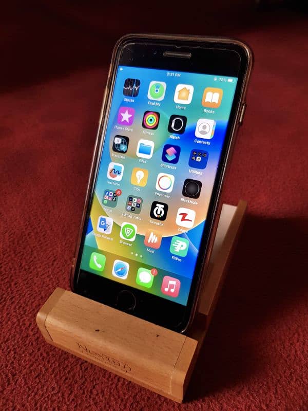 iphone 8 plus (non-PTA) 64 GB 0