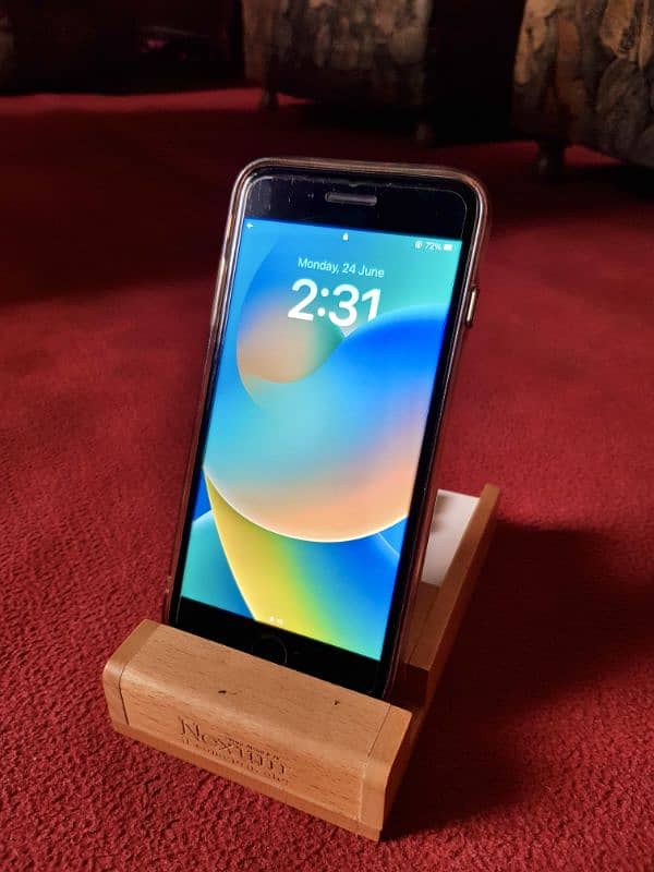 iphone 8 plus (non-PTA) 64 GB 2