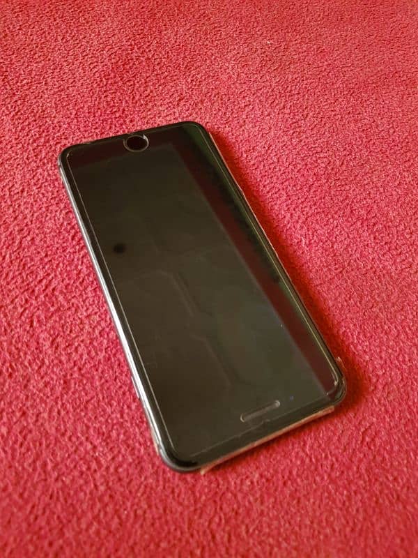 iphone 8 plus (non-PTA) 64 GB 3