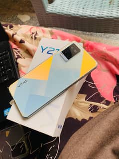 VIVO Y21 WITH 10/10 CONDITION WITH BOX