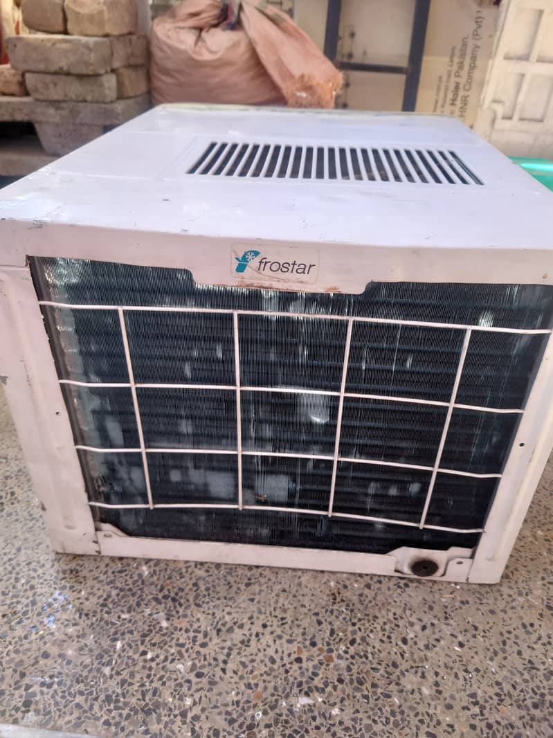 Ac in good condition excellent cooling 03065565730 6