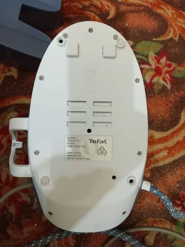 Tefal Liberty Instant Steam Generator Iron 10